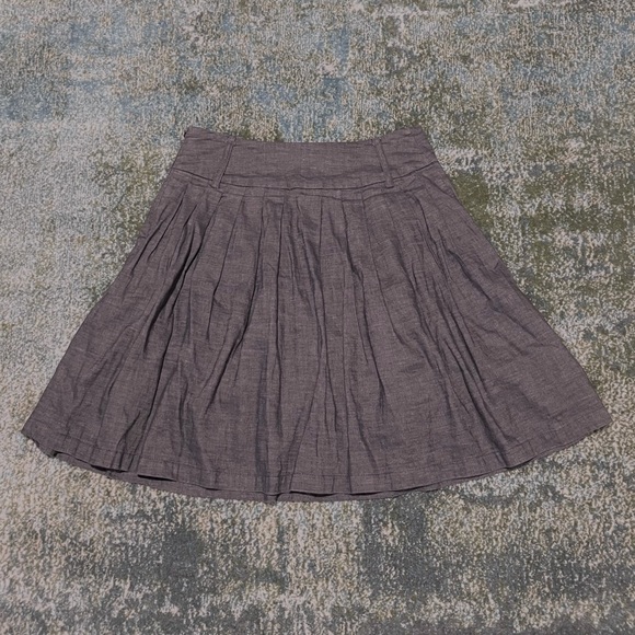 Twenty One Pleated Mini Skirt Size Small - Picture 2 of 3